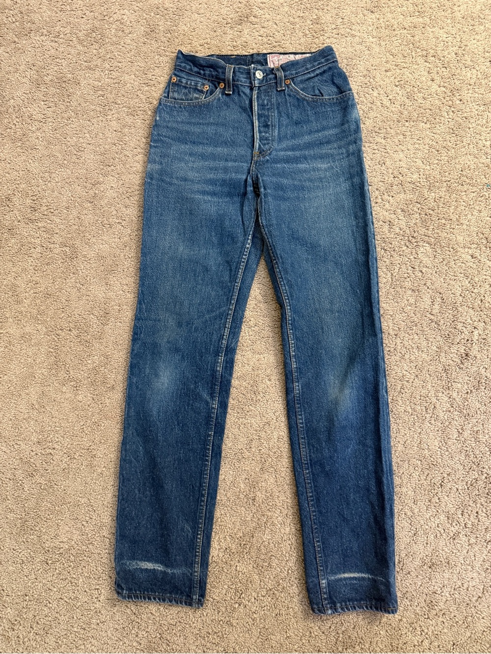 Levi's Straight Leg Jeans Women size 7 Medium Blue Wash Button Fly Denim Pants